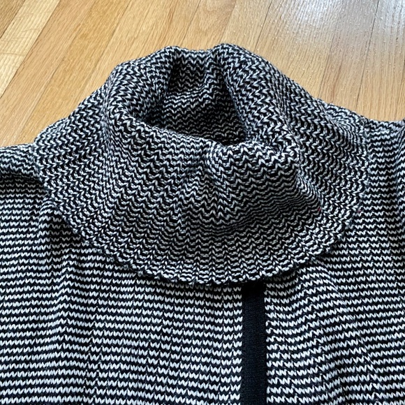 Charlie Paige Funnel Neck Open Front Knit Cardigan Jacket Black White Size S/M - Picture 4 of 10